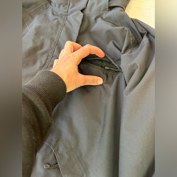 MEC Eco Storm Shell Rain Jacket Windbreaker - Picture 7 of 15